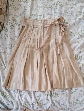 Esprit Pleated A-Line Midi Skirt with Ribbon in Light Beige